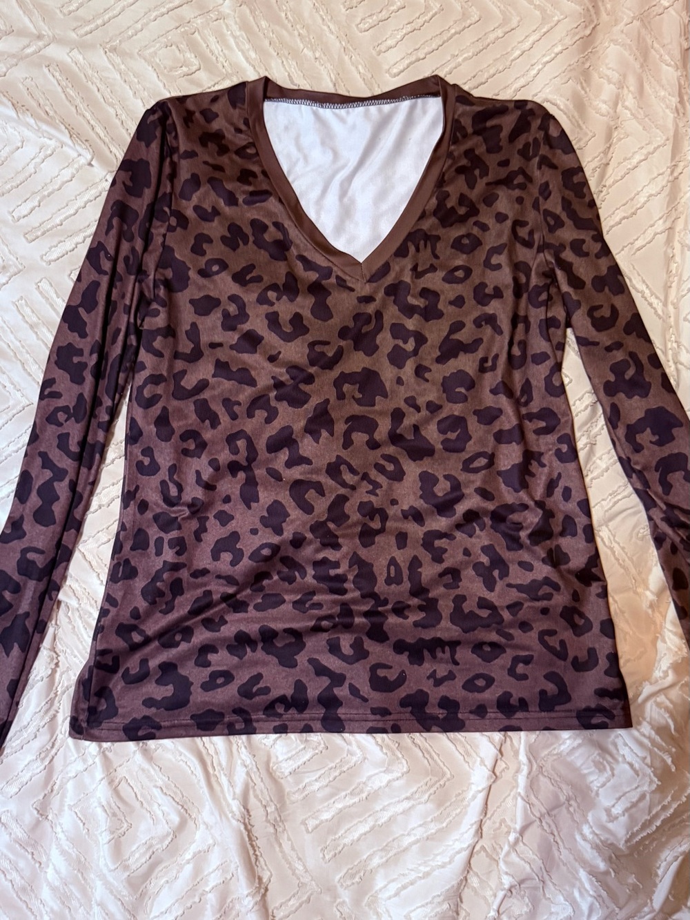 Women’s Brown Leopard Print V-Neck Long Sleeve Top